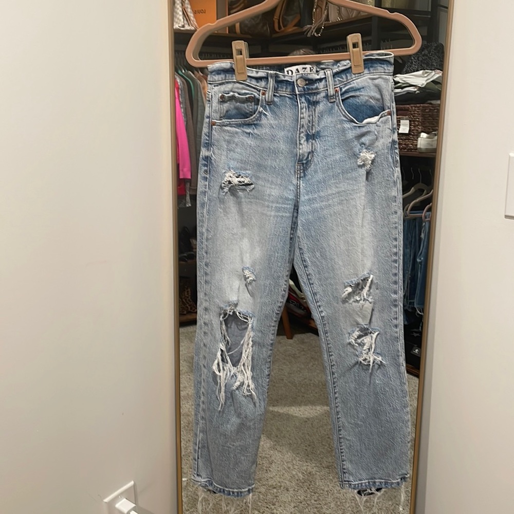 Daze distressed jeans size 27